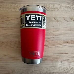 YETI Rambler 20 oz Tumbler in Bold Red